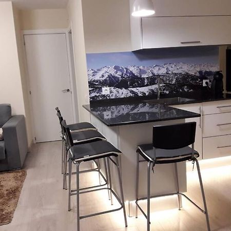 Nuevo Y Acogedor Apto En Vielha-Betren. Con Garaje Appartement Buitenkant foto