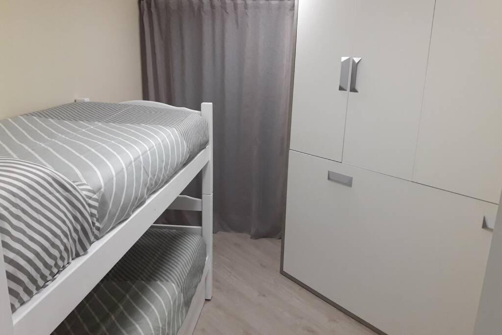 Nuevo Y Acogedor Apto En Vielha-Betren. Con Garaje Appartement Buitenkant foto